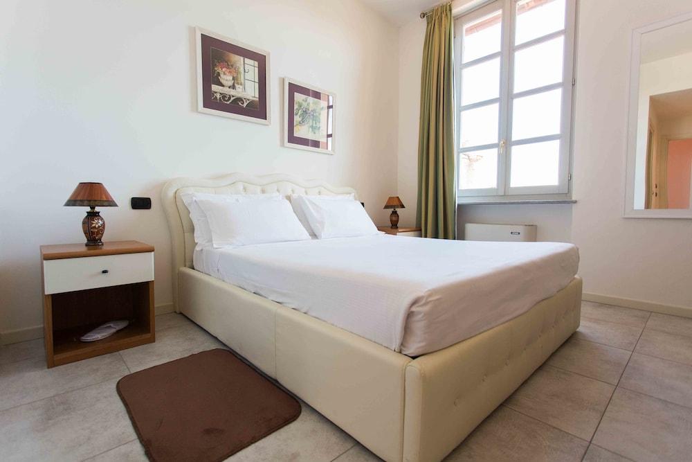 Hotel I Somaschi Cherasco Eksteriør billede