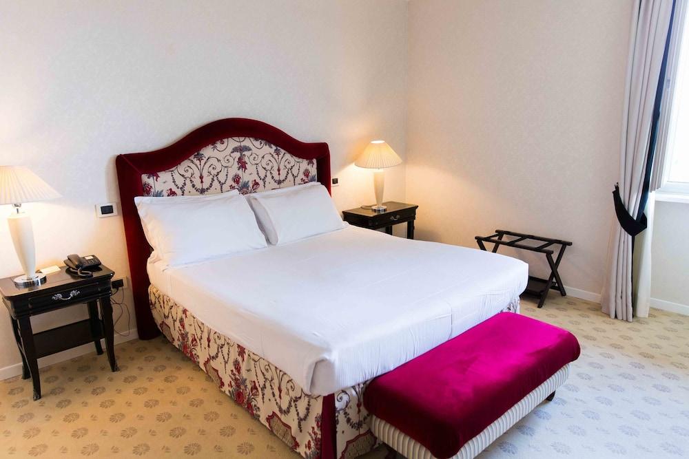 Hotel I Somaschi Cherasco Eksteriør billede